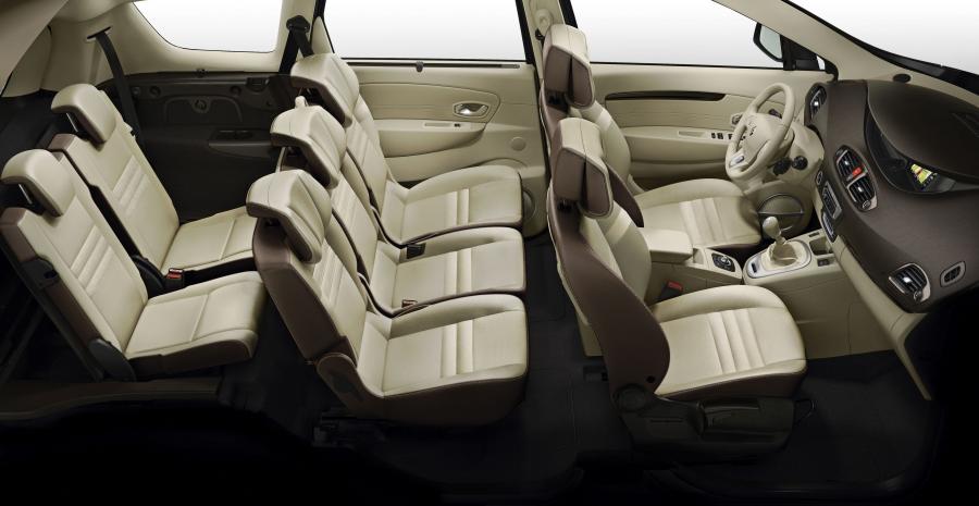 Интерьер Renault Grand Scenic 2012 года  (фото 20 из 23)